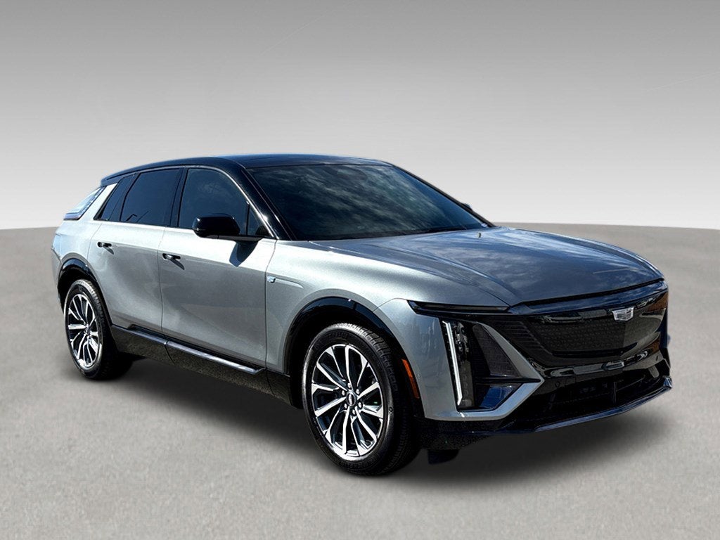 2024 Cadillac LYRIQ Sport 2