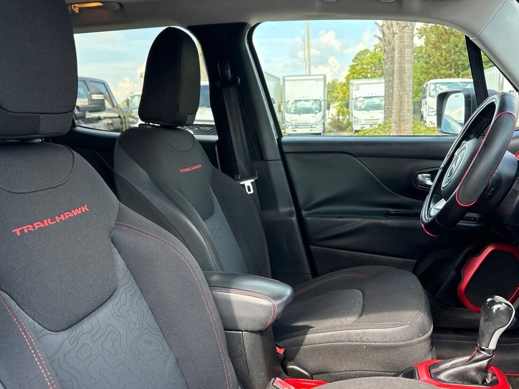 2016 Jeep Renegade Trailhawk