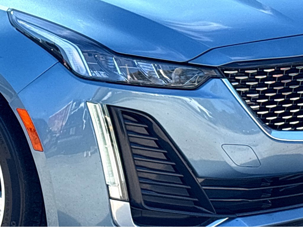 2024 Cadillac CT5 Luxury