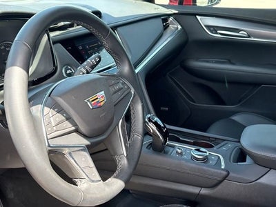 2024 Cadillac XT5 Luxury