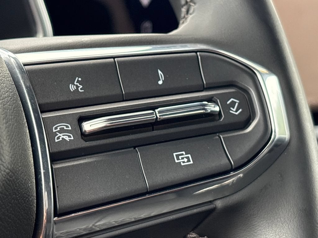 2026 GMC Canyon Base