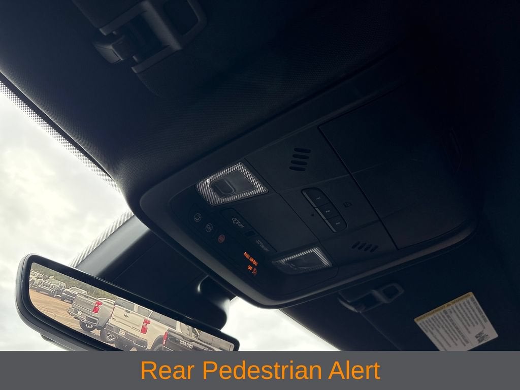2023 Cadillac XT4 Base