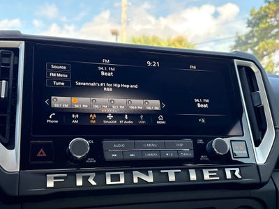 2025 Nissan Frontier Base