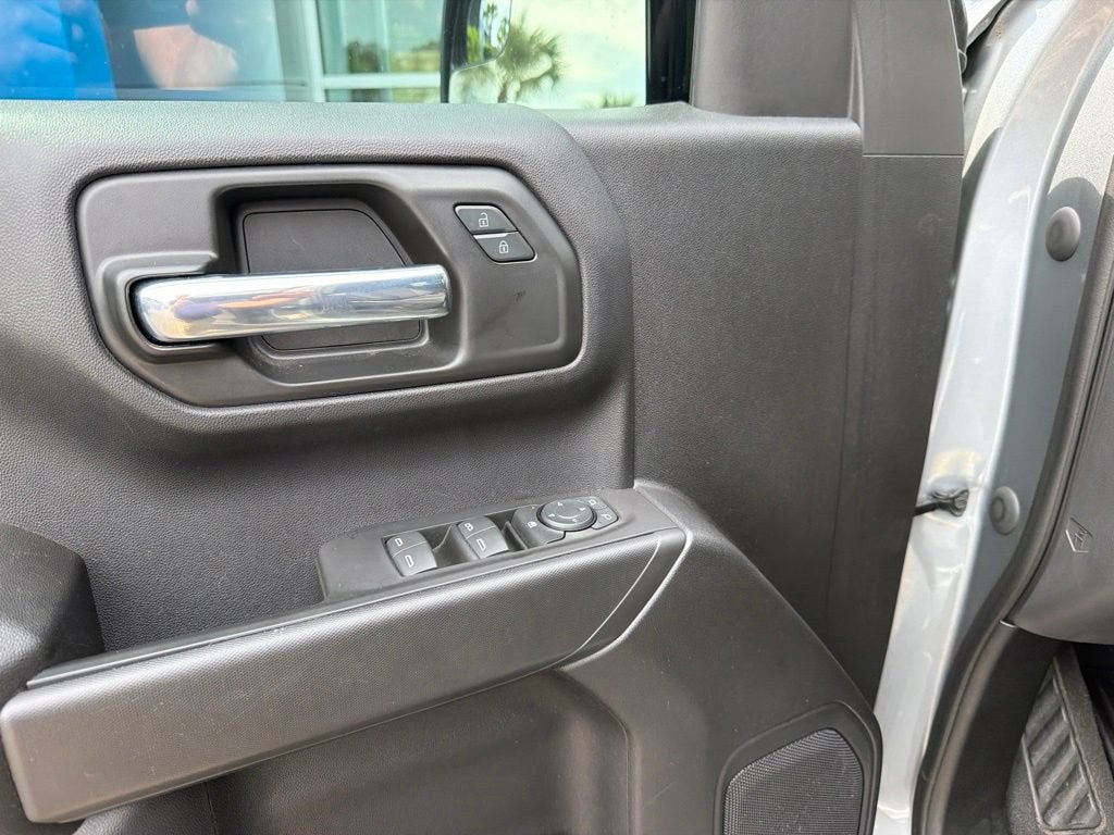 2023 Chevrolet Silverado 1500 Base