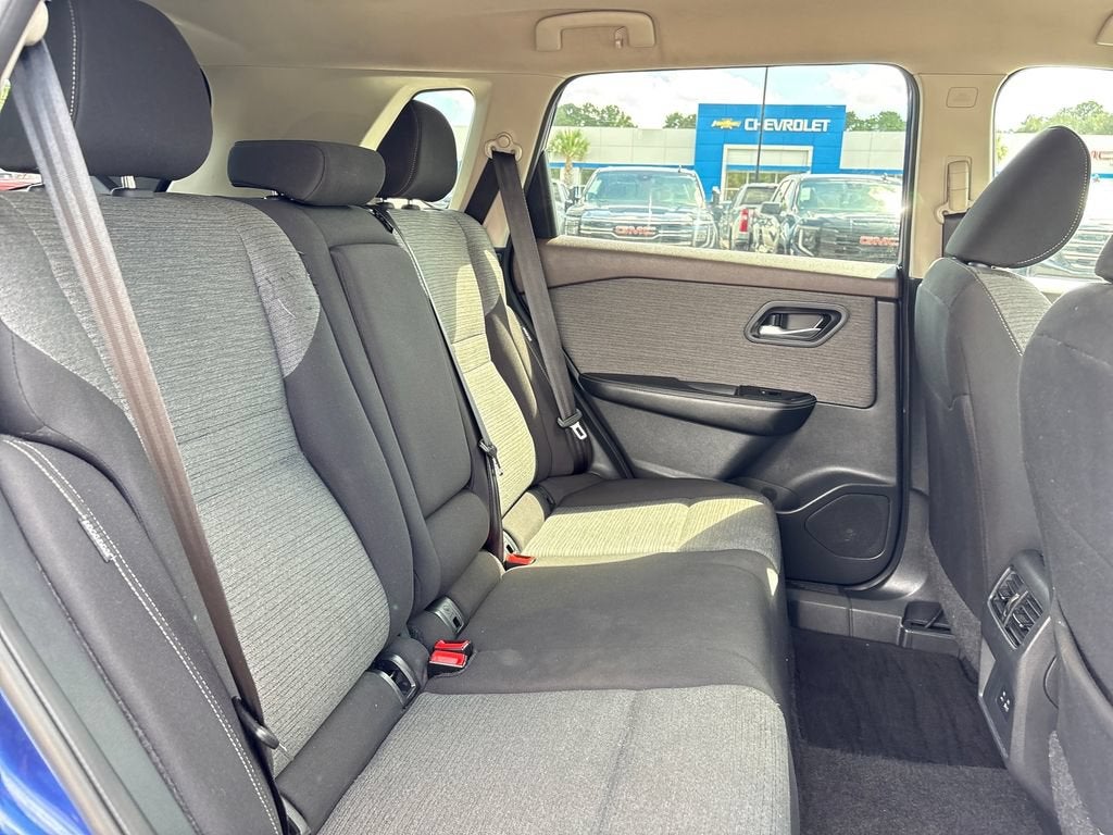 2023 Nissan Rogue Base