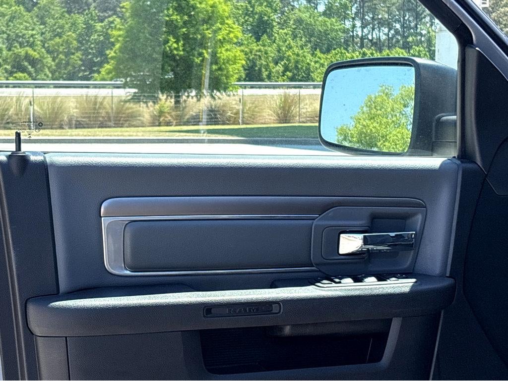 2024 RAM 1500 Classic SLT