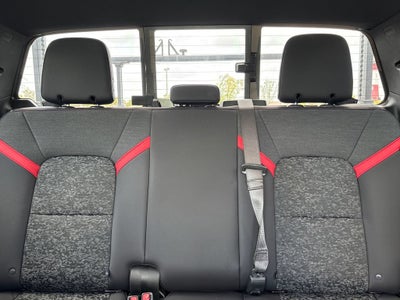2024 Chevrolet Colorado Base