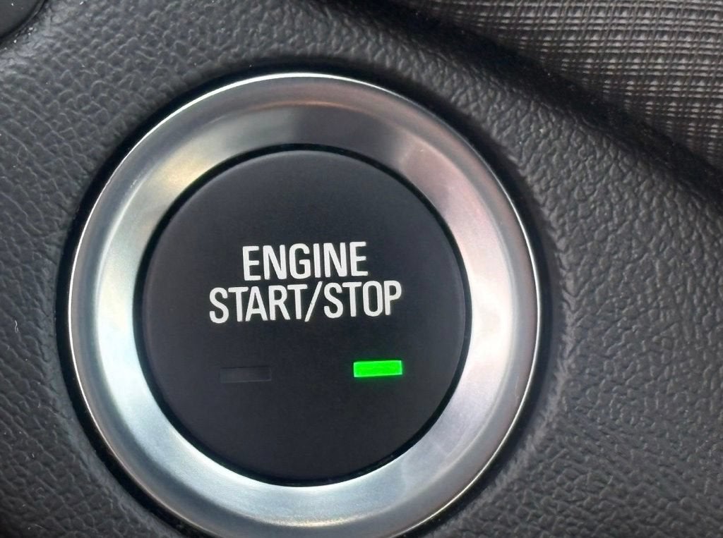 2023 Chevrolet Equinox Base