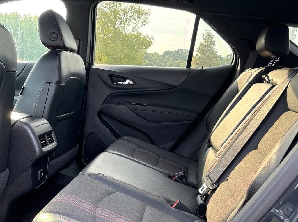2023 Chevrolet Equinox Base
