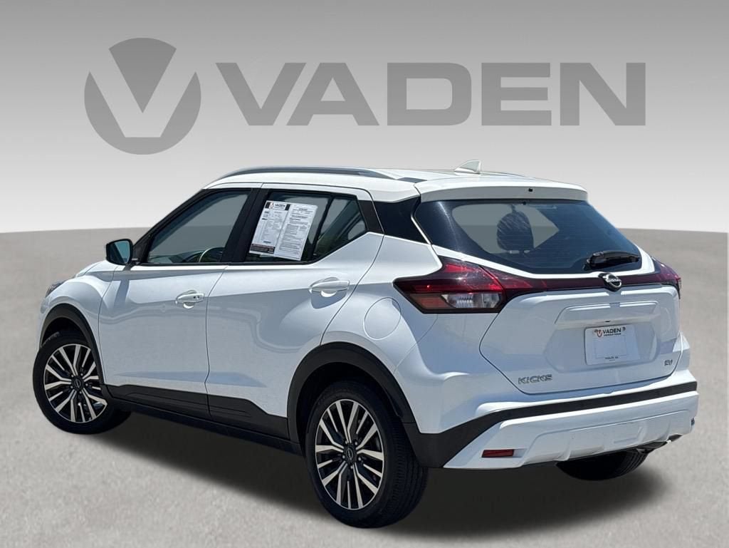 2023 Nissan Kicks SV