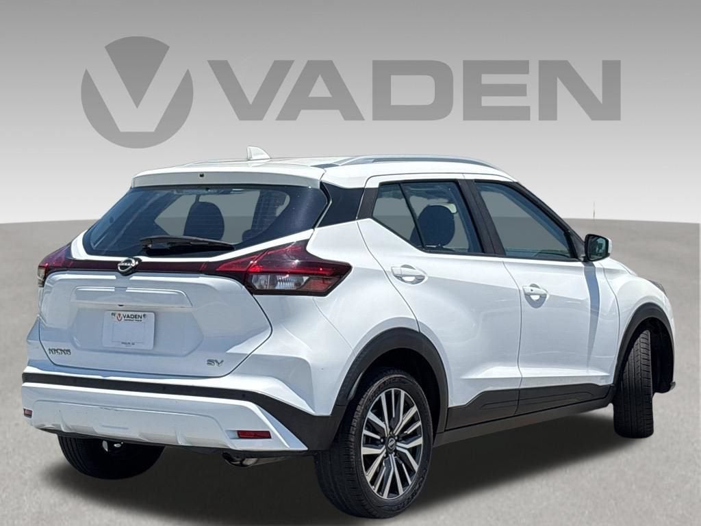 2023 Nissan Kicks SV