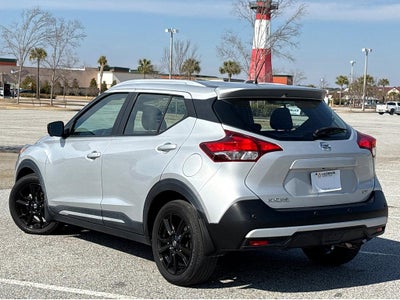 2020 Nissan Kicks SR