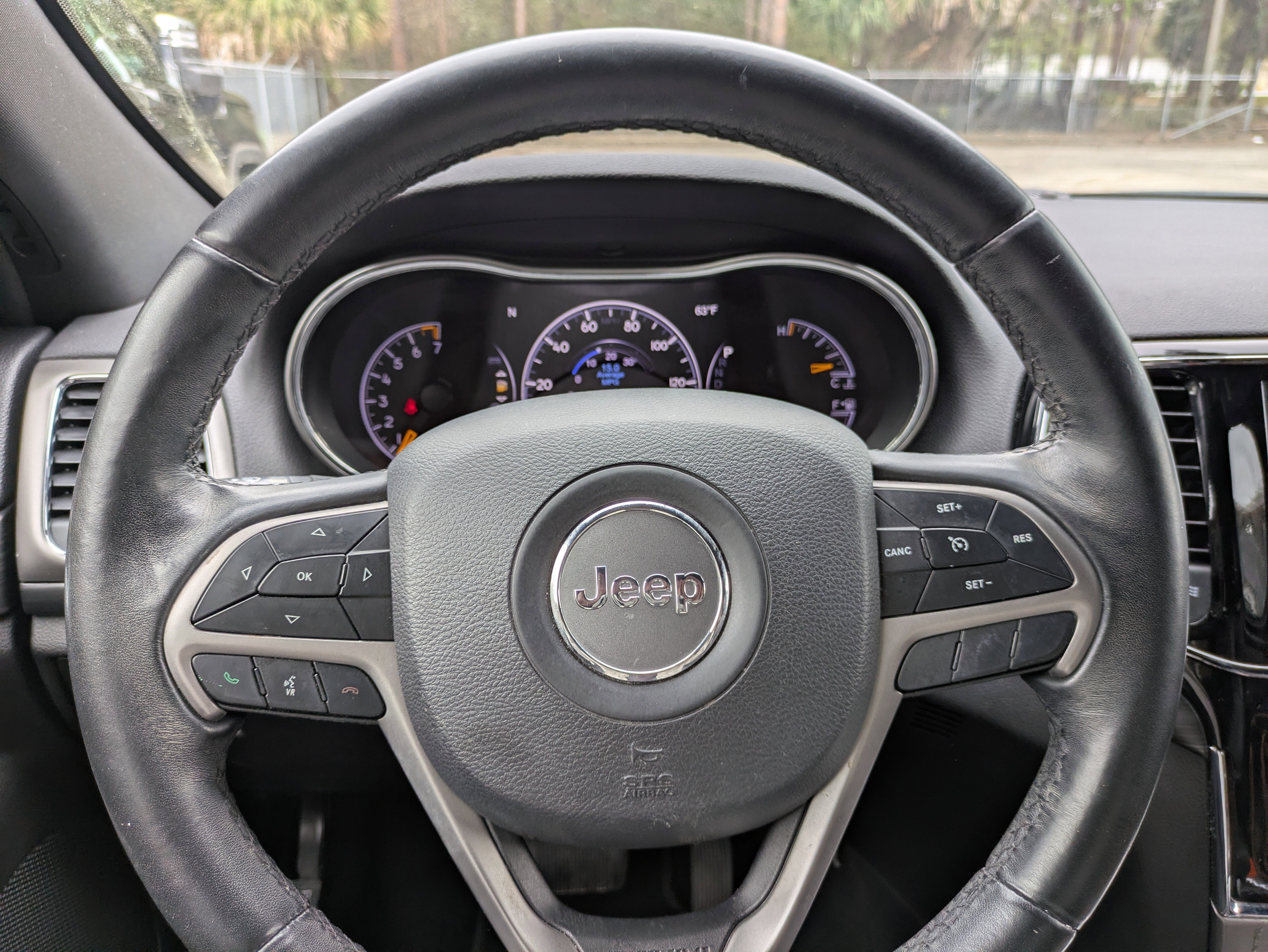 2019 Jeep Grand Cherokee Laredo E 4x2