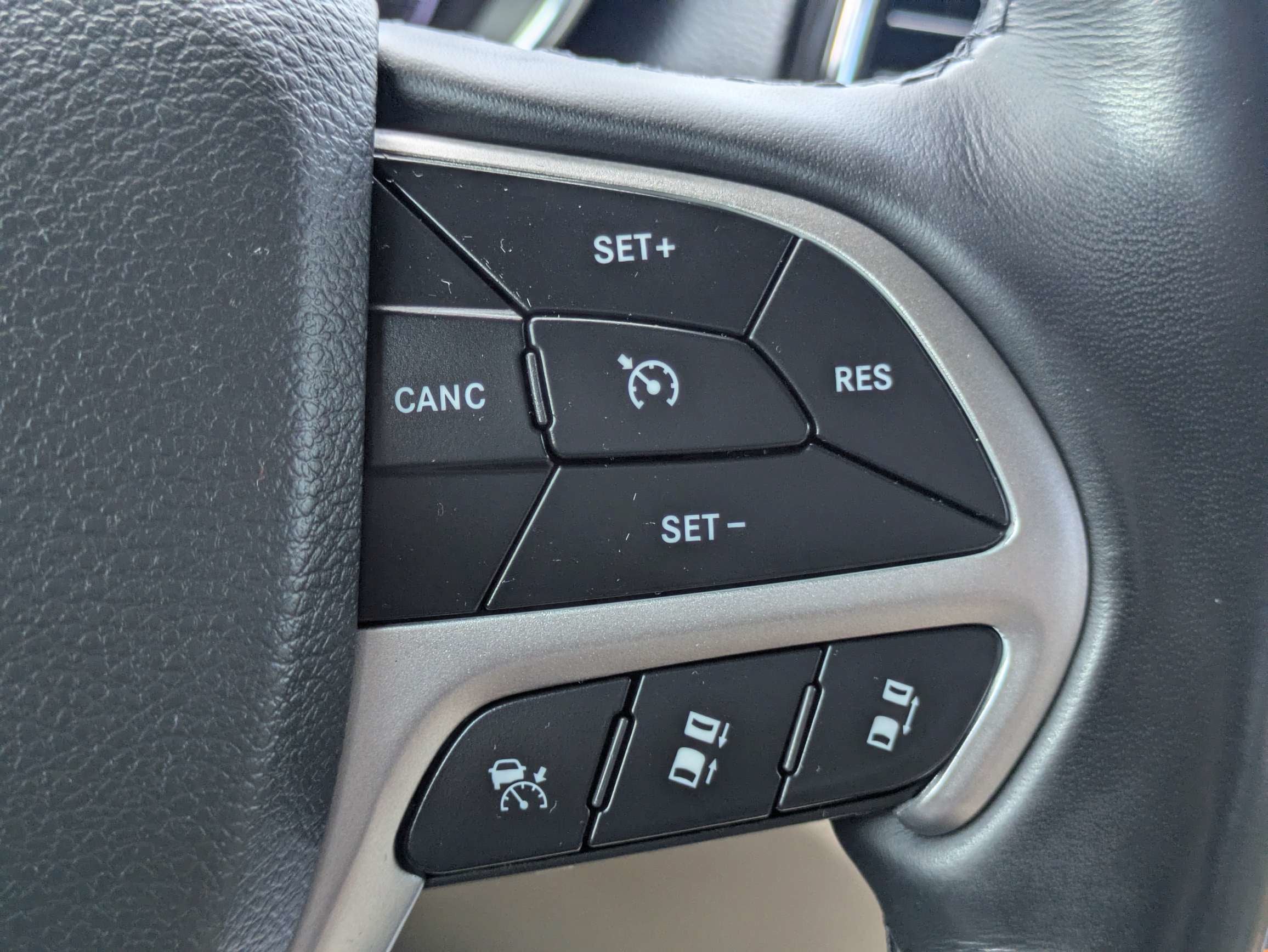 2022 Jeep Grand Cherokee WK Limited 4x2