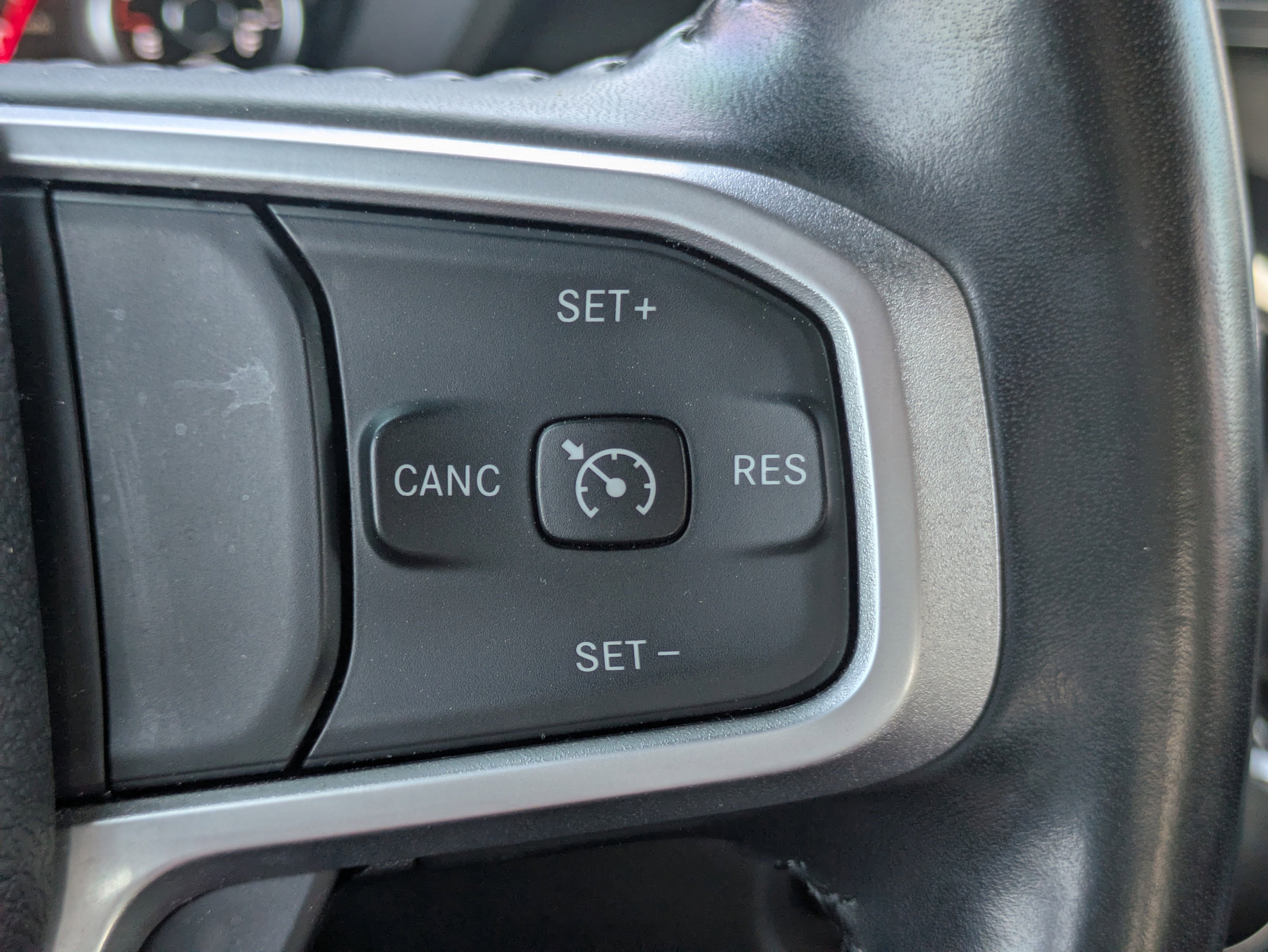 2022 RAM 1500 Big Horn Crew Cab 4x4 5'7" Box