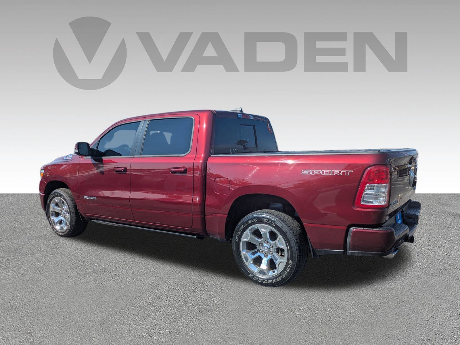 2022 RAM 1500 Big Horn Crew Cab 4x4 5'7" Box