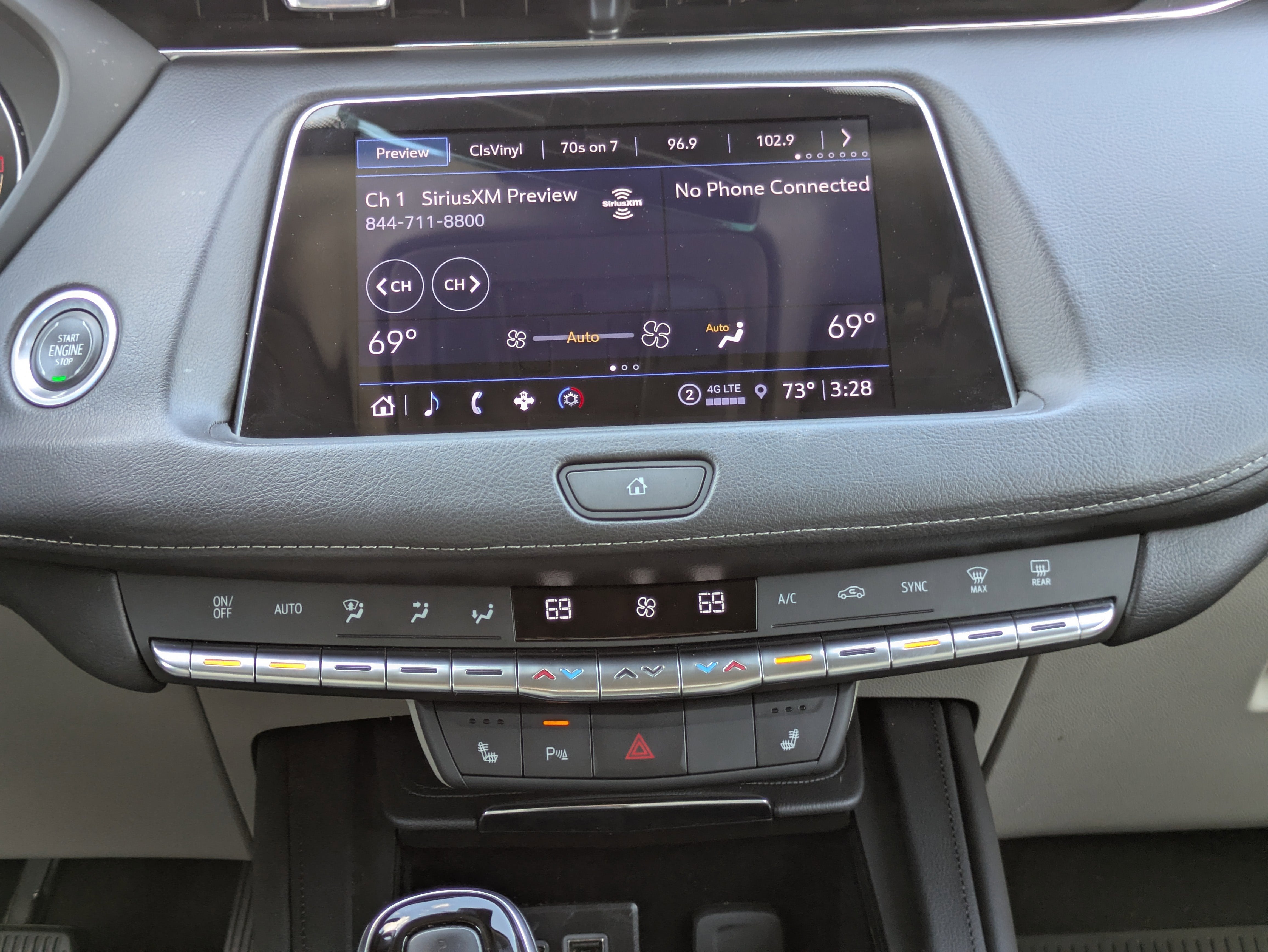 2023 Cadillac XT4 Luxury