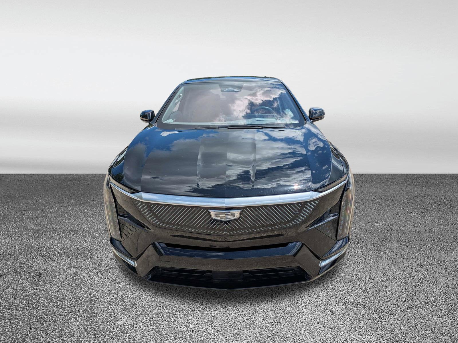 2025 Cadillac OPTIQ Luxury 2
