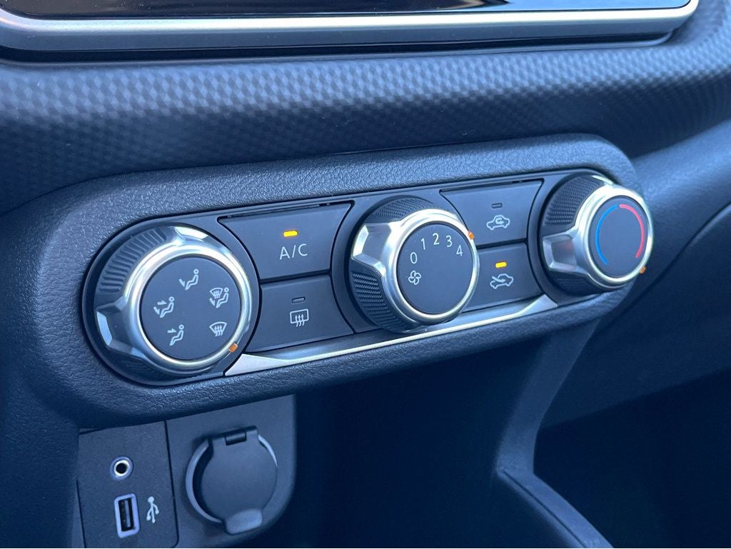 2024 Nissan Kicks S