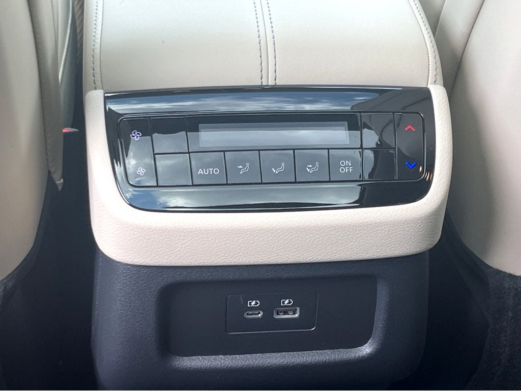 2025 INFINITI QX60 PURE