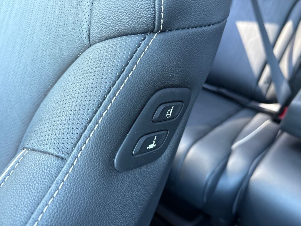 2023 Genesis GV80 2.5T
