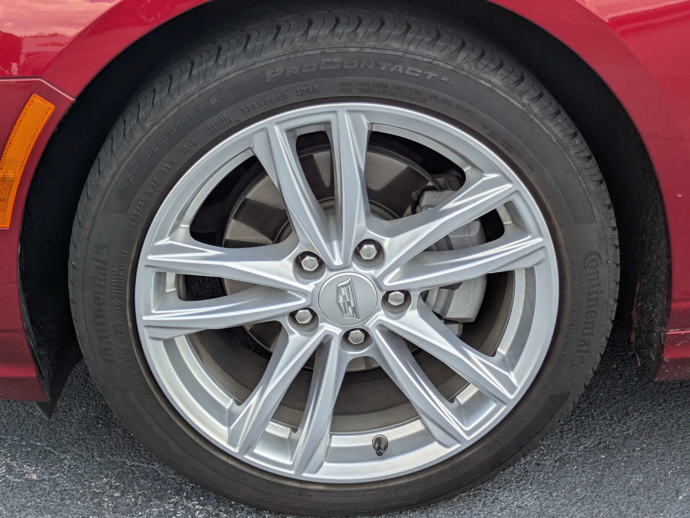 2024 Cadillac CT4 Luxury