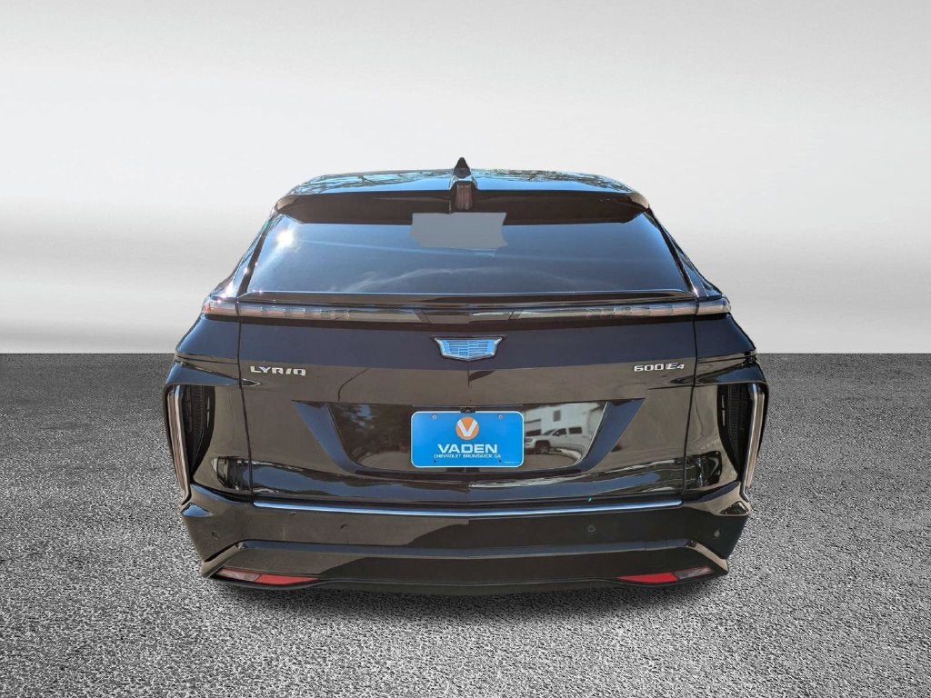 2024 Cadillac LYRIQ Luxury 1