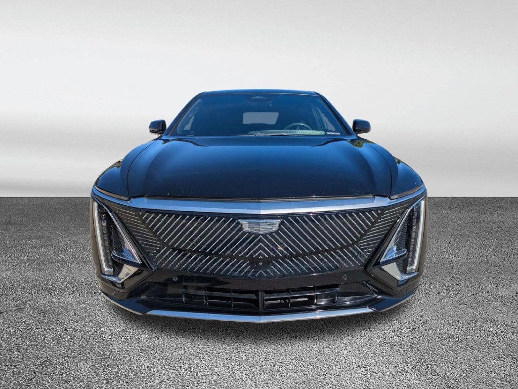 2024 Cadillac LYRIQ Luxury 1