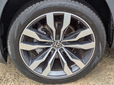 2024 Volkswagen Atlas Cross Sport 2.0T SEL R-Line