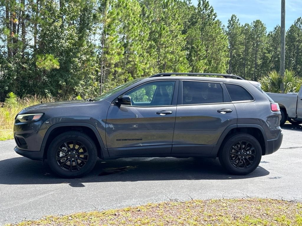 2023 Jeep Cherokee Altitude Lux