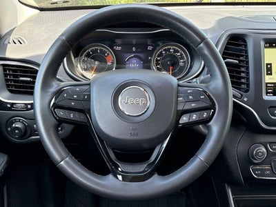 2023 Jeep Cherokee Altitude Lux