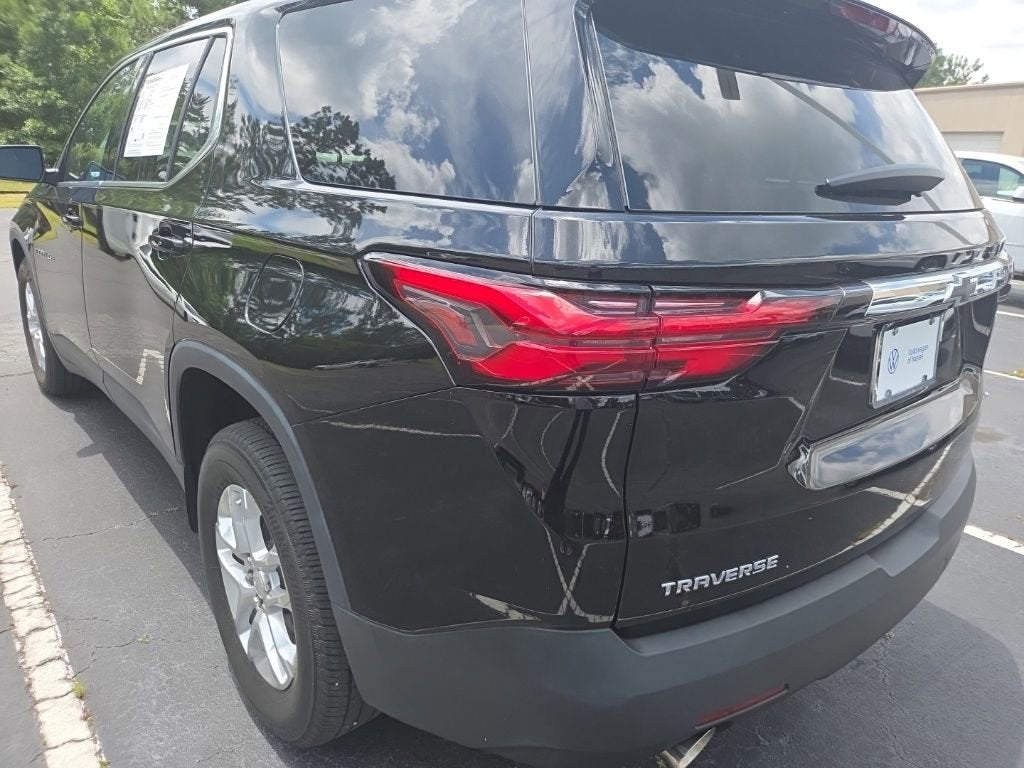2023 Chevrolet Traverse LS