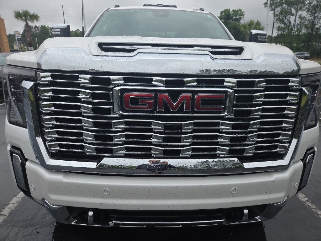 2025 GMC Sierra 2500 HD Denali