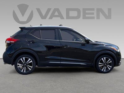 2019 Nissan Kicks SR
