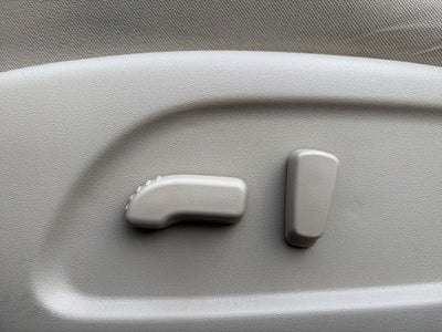 2017 Nissan Pathfinder SV