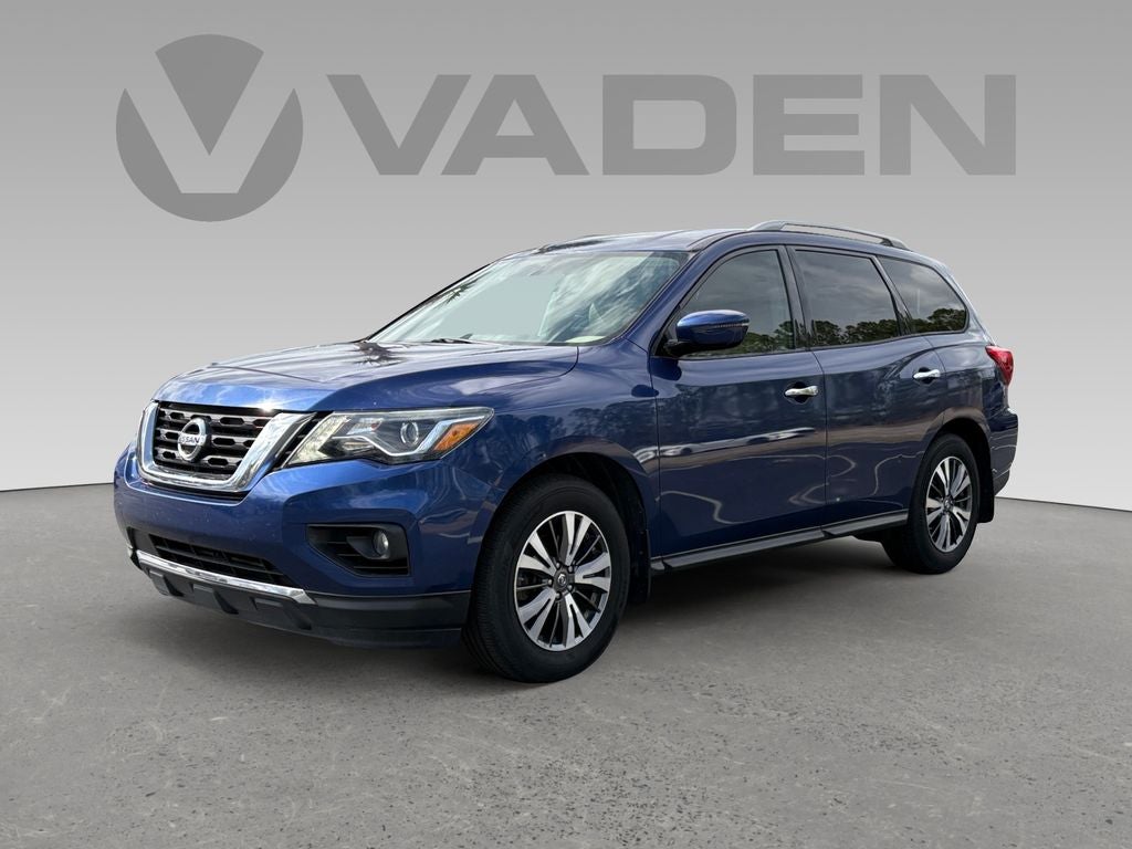 2017 Nissan Pathfinder SV
