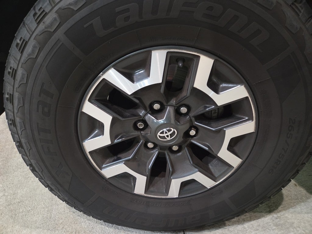 2021 Toyota Tacoma 2WD SR