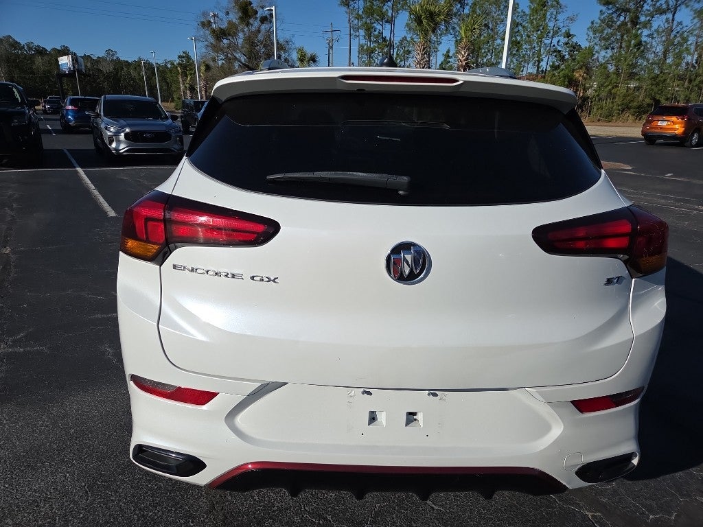 2022 Buick Encore GX Select