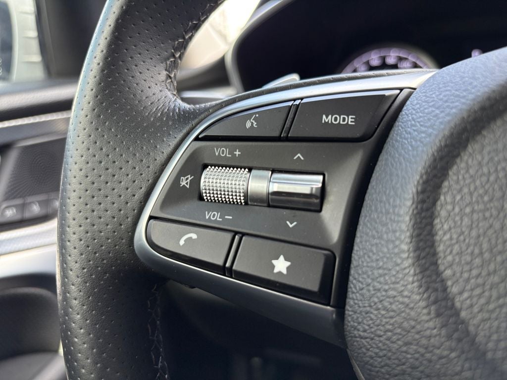 2022 Genesis G70 2.0T